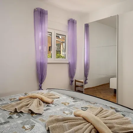 App Laura * 포레치