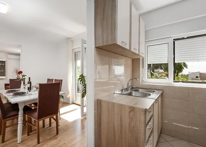 Feriehus App Laura Poreč